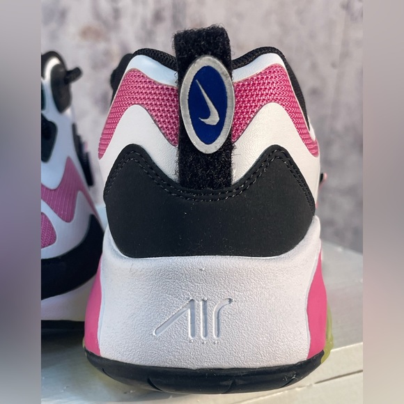 NEW NIKE AIR MAX 200  Brand new. Never worn. Size 7 - Picture 8 of 9